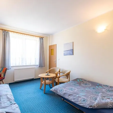 Pod Platanem 招待所 罗威