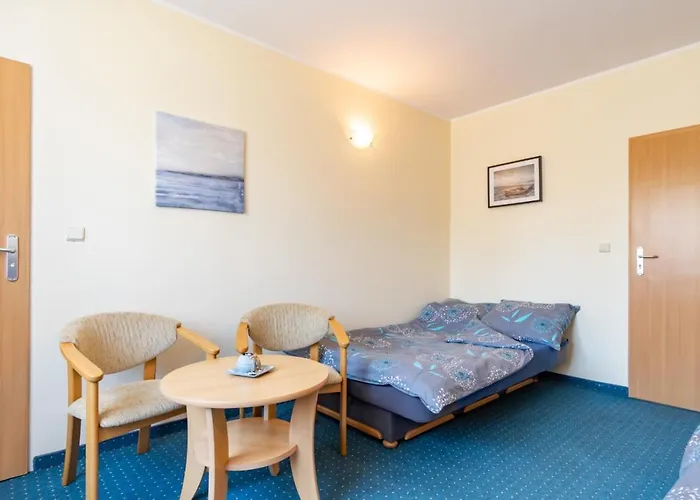 Pod Platanem Rowy (Pomerania)